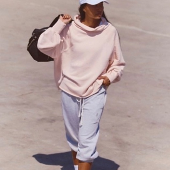 CUTBACK MOCK NECK PULLOVER IN BALLET SLIPPER - Picture 3 of 8